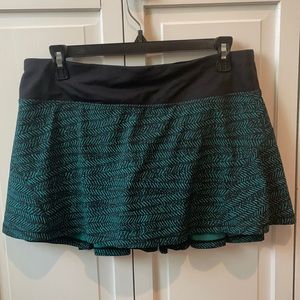 Lululemon circuit breaker skirt size 8.